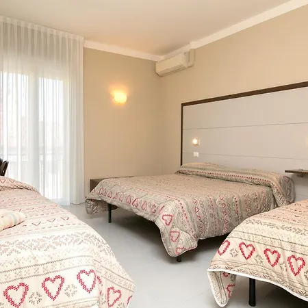 Olimpia Hotel 2*