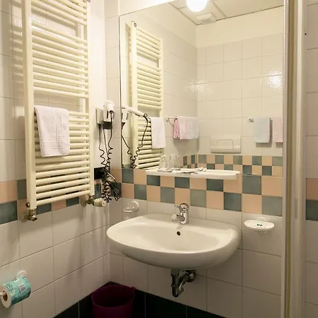 Hotel Olimpia 2*